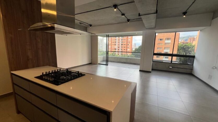 Apartamento en venta en Milla de Oro, El Poblado Medellin