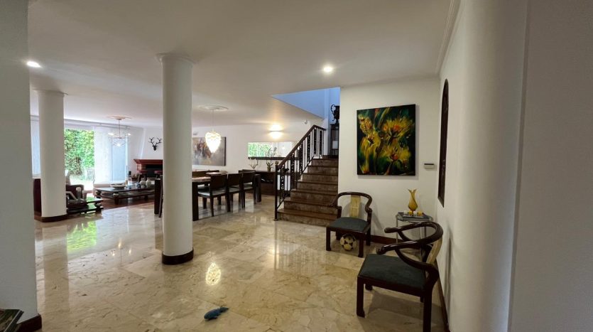 Casa en venta en la Calera, el Poblado Medellín