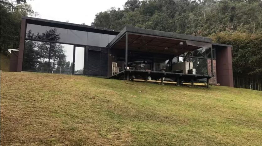 Casa Campestre en venta en la Loma Del Escobero, Envigado