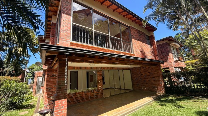 Casa en venta en Cola Del Zorro, El Poblado Medellín